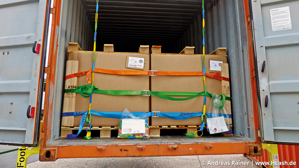 HLash GmbH zertifiziertes RHS+ Rückhaltesystem für Ladungssicherung im Container